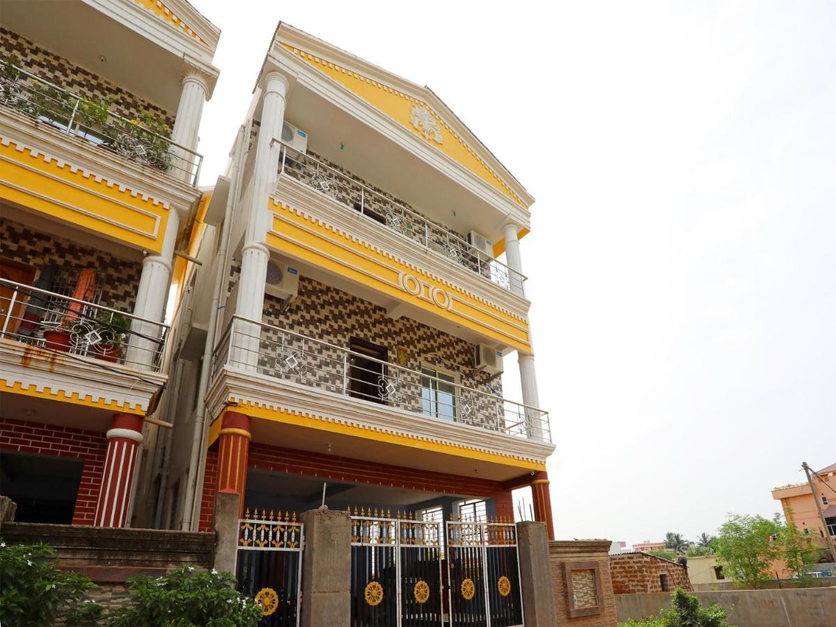 Capital O 72337 Hotel Konkan Tadka มุมไบ ภายนอก รูปภาพ