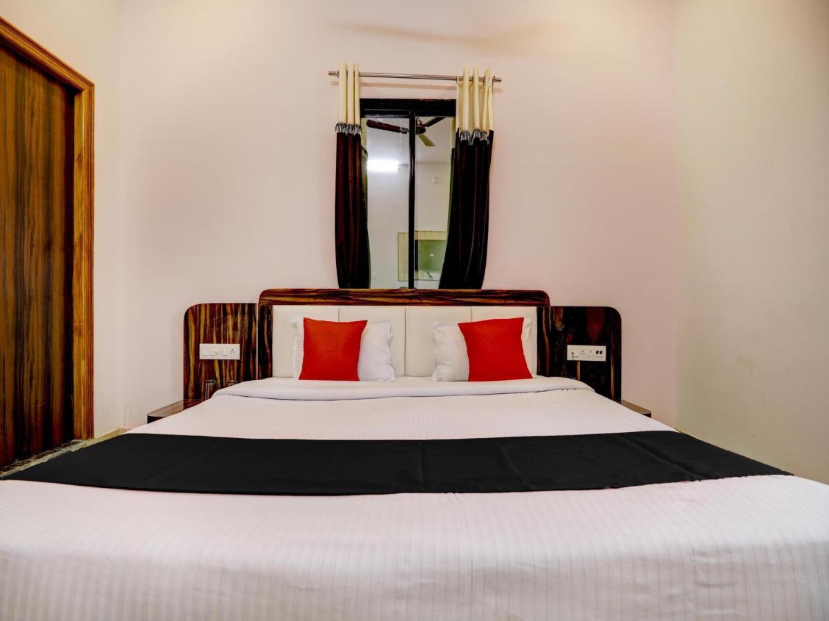 Capital O 72337 Hotel Konkan Tadka มุมไบ ภายนอก รูปภาพ