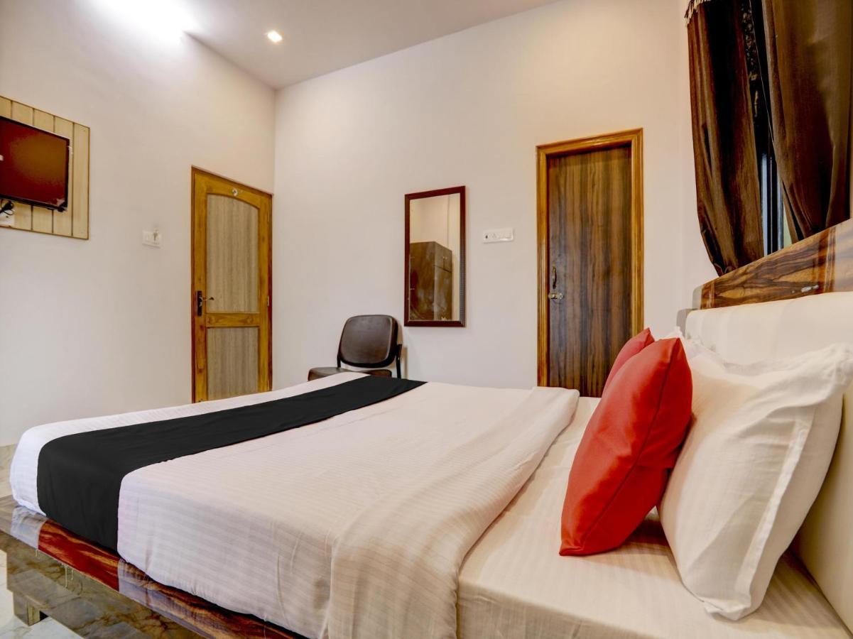 Capital O 72337 Hotel Konkan Tadka มุมไบ ภายนอก รูปภาพ